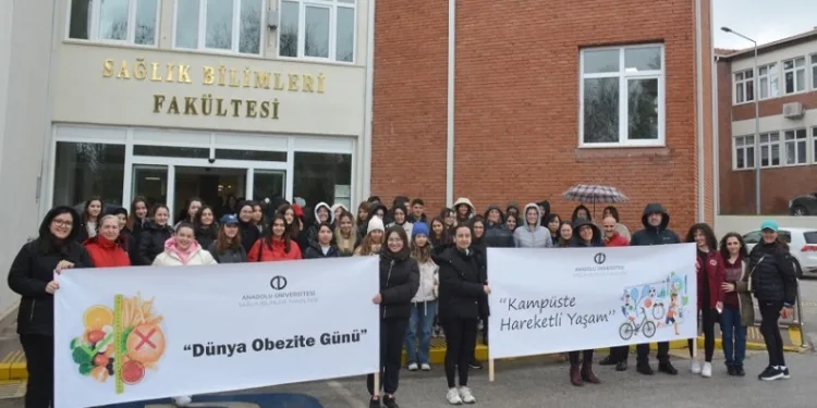 Kampüste “Obezite Farkındalık Yürüyüşü” gerçekleştirildi