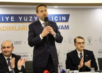 Enerji ve Tabii Kaynaklar Bakanı Alparslan Bayraktar: “Eskişehir’de çok önemli bir değişim ve dönüşüm heyecanı var”