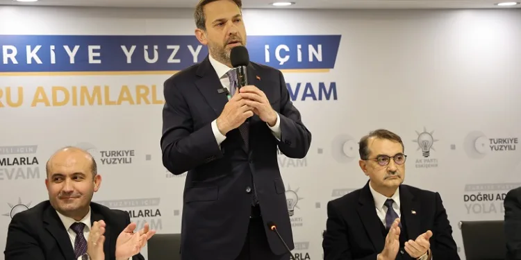 Enerji ve Tabii Kaynaklar Bakanı Alparslan Bayraktar: “Eskişehir’de çok önemli bir değişim ve dönüşüm heyecanı var”