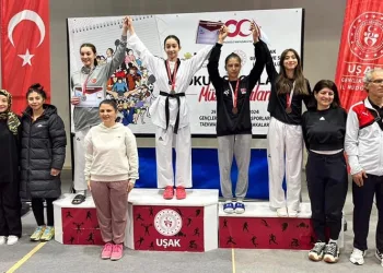 Bilecikli sporcular madalyalarla döndü