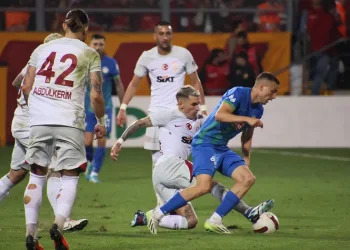Galatasaray ile Çaykur Rizespor 44. randevuda