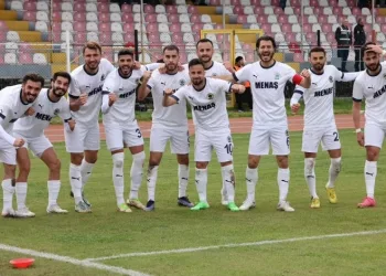 Yılmaz Vural yönetimindeki Menemen FK, play-off hattında