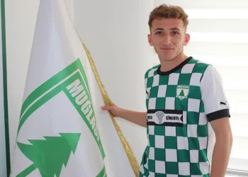Muğlaspor’a genç sağ bek