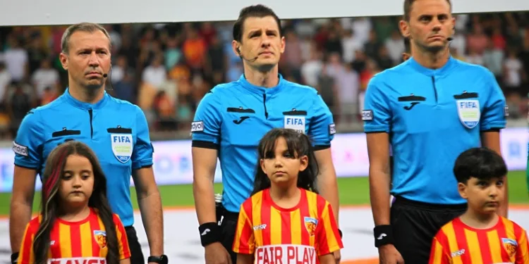 Kayserispor – Hatayspor maçını Halil Umut Meler yönetecek