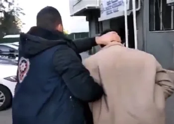 Kişisel verileri ele geçirip bin 750 kişiyi dolandıranlar yakalandı