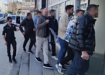 Kuşadası’nda suçüstü yakalanan 6 organizatör tutuklandı