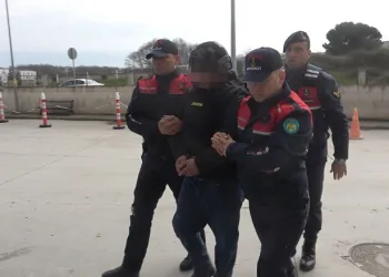 Akrabasını vuran zanlı tutuklandı