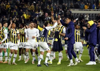 Fenerbahçe yenilmezlik serisini 18 maça çıkardı