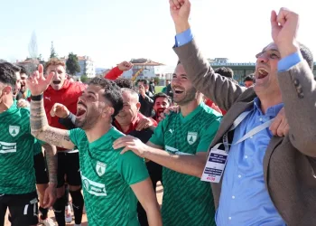 Muğlaspor Başkanı Menaf Kıyanç: “Şehrimizin şampiyonluk heyecanı tüm ülkede yankılandı’’