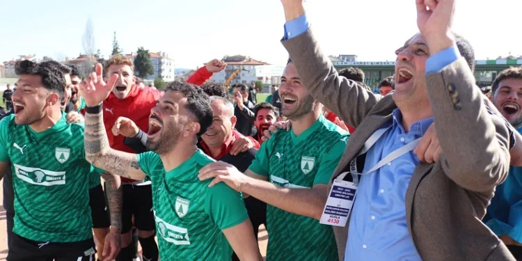 Muğlaspor Başkanı Menaf Kıyanç: “Şehrimizin şampiyonluk heyecanı tüm ülkede yankılandı’’