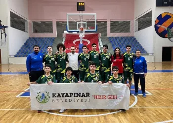 Kayapınar Belediyesi 14 yaş altı basketbol takımı, Türkiye şampiyonası yarı finalinde