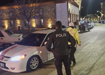 Alaca polisinden huzur ve asayiş uygulaması