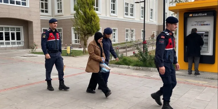 Kocasını av tüfeği ile öldüren kadına 15 yıl hapis cezası