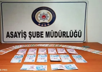 Kumar oynarken yakalanan 5 kişiye para cezası kesildi