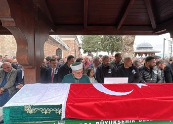 Sinan Ateş’in babası gözyaşları içinde toprağa verildi