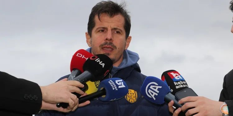 MKE Ankaragücü Teknik Direktörü Emre Belözoğlu: “Kalan maçlardaki 27 puanın tamamına talibiz”