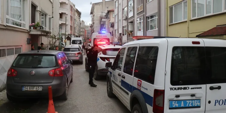 Sakarya’da iki grup arasında bıçaklı kavga