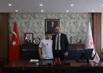 Sporcuya turnuva öncesi destek oldu