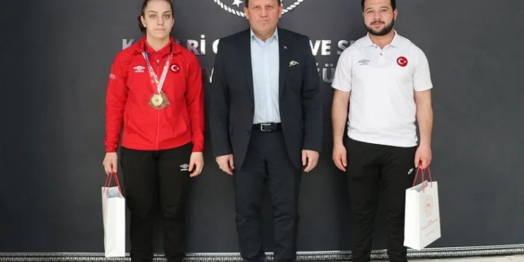Avrupa üçüncüsü Kayserili sporcu Yunanistan yolcusu