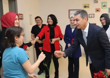 Başkan Ramazan Şimşek sağlık çalışanlarının Tıp Bayramı’nı kutladı