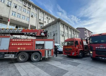 Zonguldak Adliyesi’nde çıkan yangın paniğe neden oldu