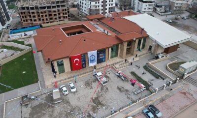 Bakan Bak, Bursa’da Yıldırım Gençlik Merkezi'nin açılışına katıldı
