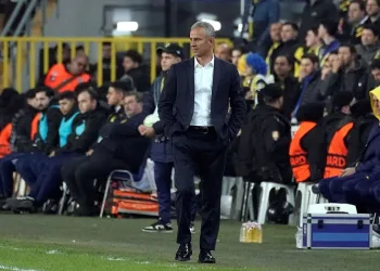 Fenerbahçe Teknik Direktörü İsmail Kartal: “Çeyrek final camiamıza hayırlı olsun”