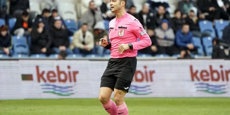 Alanyaspor – Kayserispor maçını Emre Kargın yönetecek
