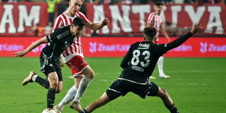Beşiktaş ile Antalyaspor 56. randevuda
