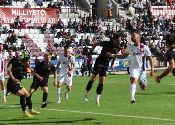 Elazığspor, Anadolu Üniversitesi karşısında