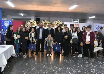 Huzurevi sakinlerine şenlik var