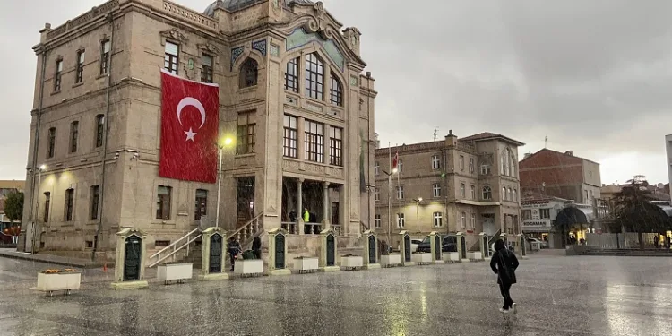 Bakan Uraloğlu: “Kütahya’ya hizmetlerimiz artarak devam edecek”