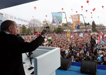 Cumhurbaşkanı Erdoğan: “CHP yine DEM ile gizli saklı bir iş birliği halinde”