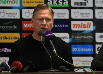 Samsunspor Teknik Direktörü Markus Gisdol: “İlk yarı çok kötü bir performans sergiledik”