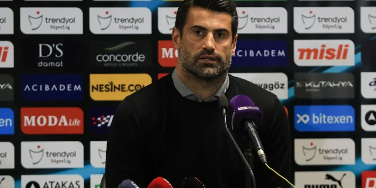 Hatayspor Teknik Direktörü Volkan Demirel: “Çok önemli bir haftayı 3 puanla kapattığımız için mutluyuz”