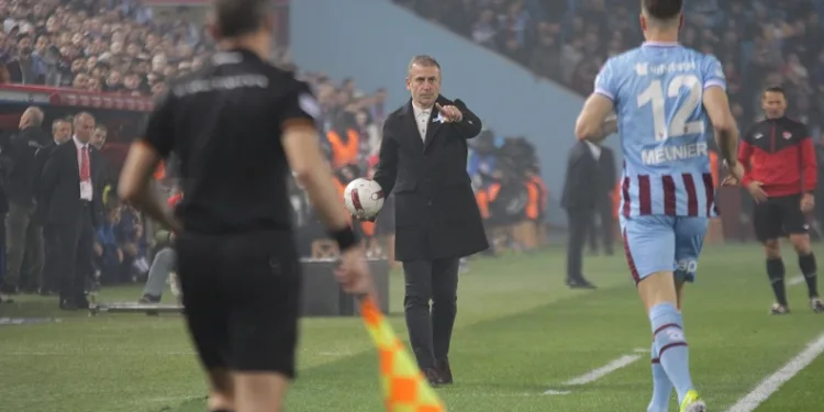 Trabzonspor Teknik Direktörü Abdullah Avcı: “Oyunu konuşamadığımız bir akşam daha yaşadık”