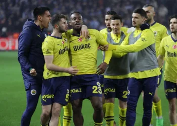 Fenerbahçe, 3 yıl sonra Trabzon’da kazandı