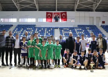 Hakkari’de futsal müsabakaları sona erdi