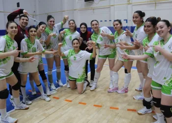 Sivas Belediyespor hentbol takımı play-off’a yükseldi