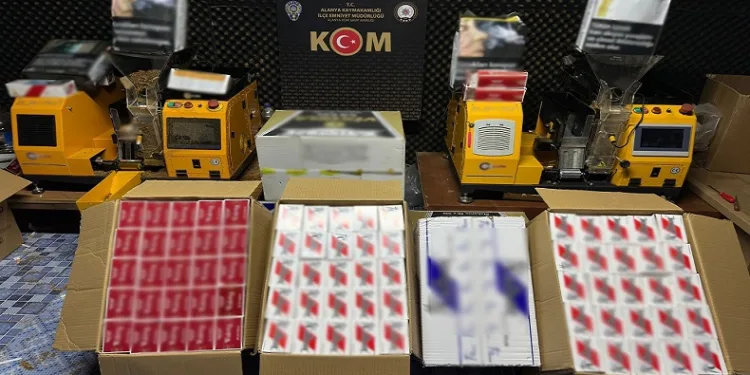 Antalya’da kaçakçılık yapan 14 şüpheliye adli işlem