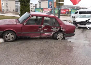 Elazığ’da trafik kazası: 4 yaralı