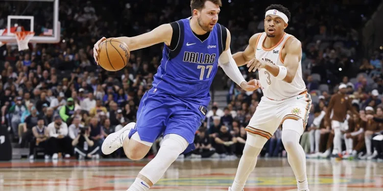 NBA’de Luka Doncic’ten triple-double