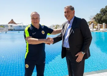 Dick Advocaat’ın çalıştırdığı Curaçao Futbol Milli Takımı, Antalya’da kamp yapıyor