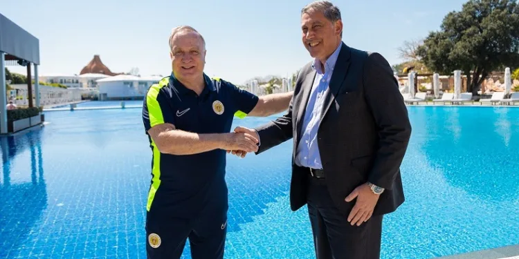 Dick Advocaat’ın çalıştırdığı Curaçao Futbol Milli Takımı, Antalya’da kamp yapıyor