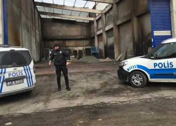 Aracı çekmesini isteyince saldırıya uğramış