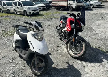 Motosikletli gaspçılar kamerada