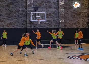 ÇBK Mersin Başantrenörü Ceyhun Yıldızoğlu: “Ülkemizi ve şehrimizi Final Four’da temsil etmek bizim için gurur verici”