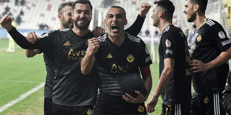 Altay’ın en skoreri kulübede kaldı