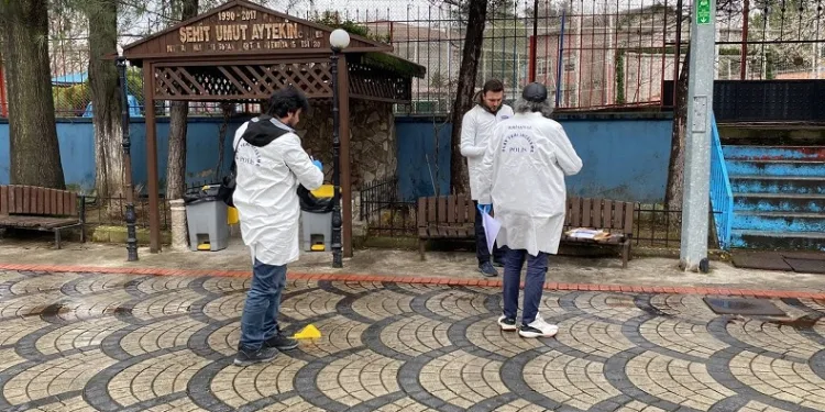 Lise bahçesinde ‘Kız arkadaşıma baktın’ kavgası