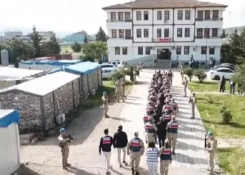 Jandarmadan 4 ilde eş zamanlı operasyon